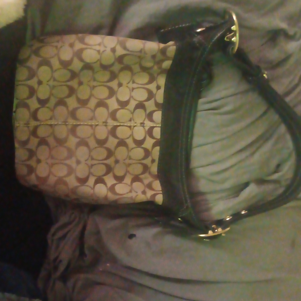 Coach purse brown ..brand new never used
